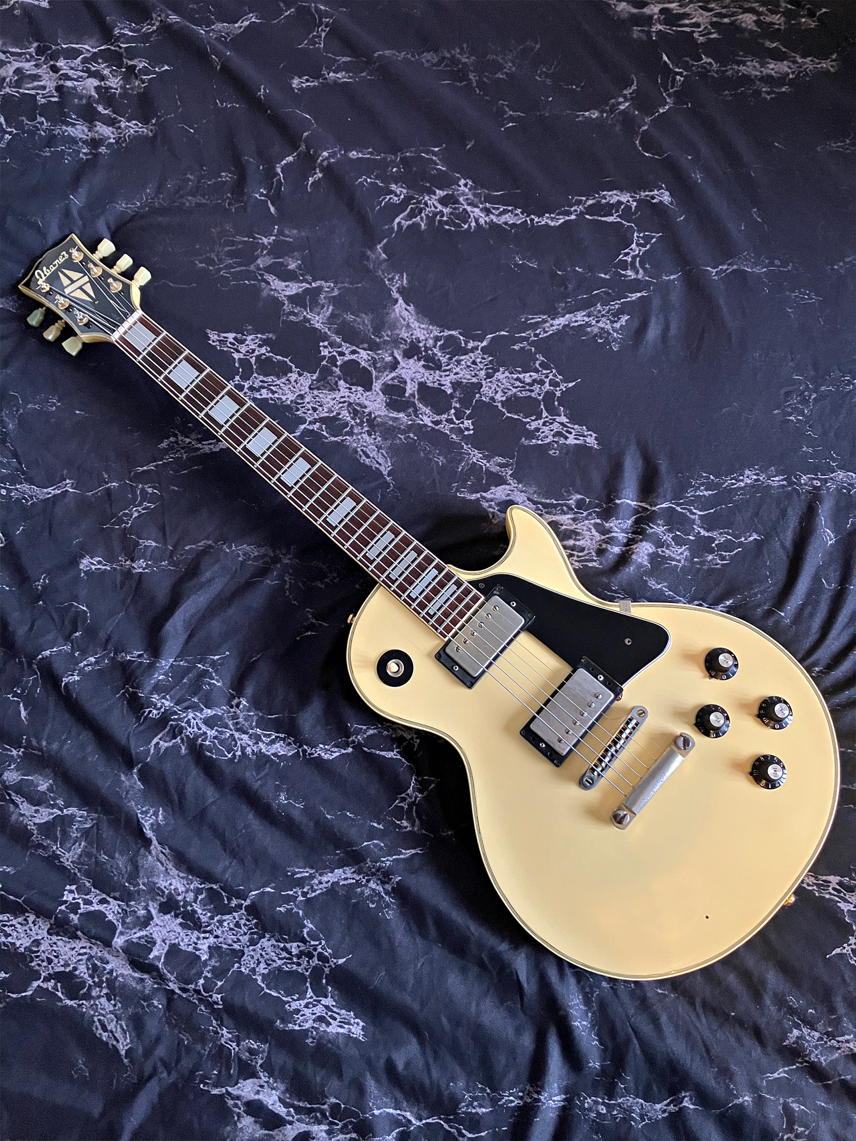 Ibanez 2350 10