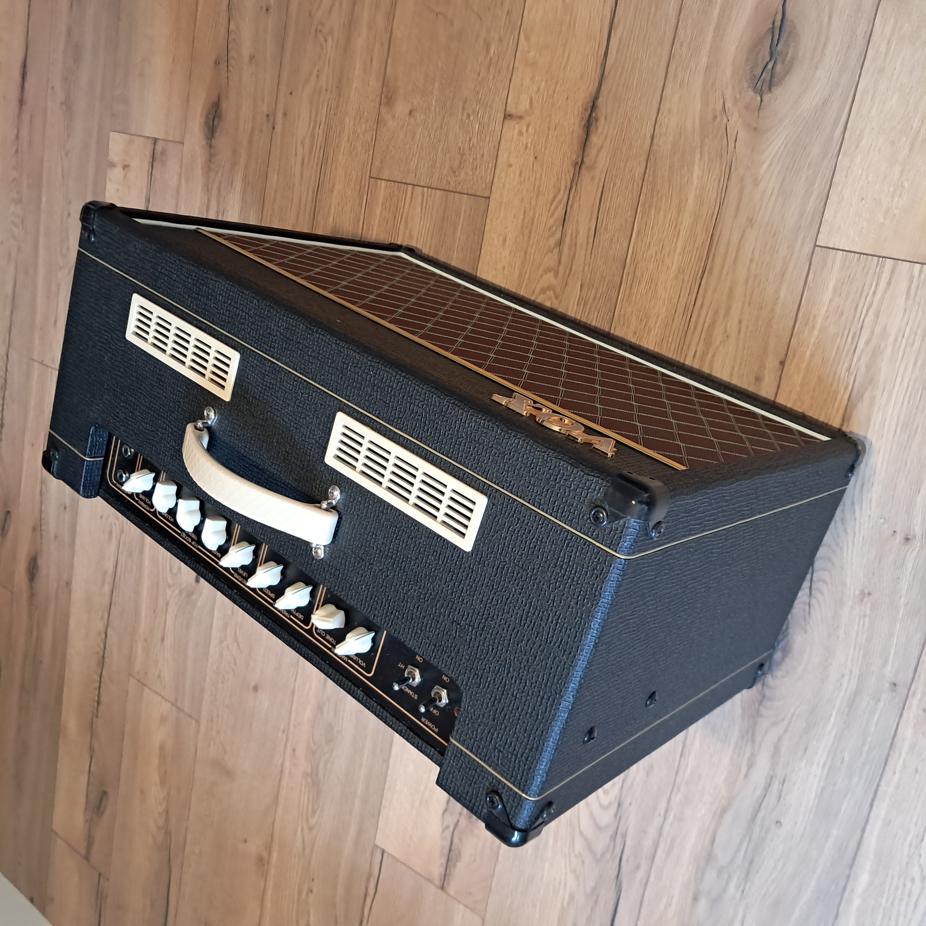 A saisir - Neuf 2023 Vox AC15-C1 CUSTOM Noir/Creme