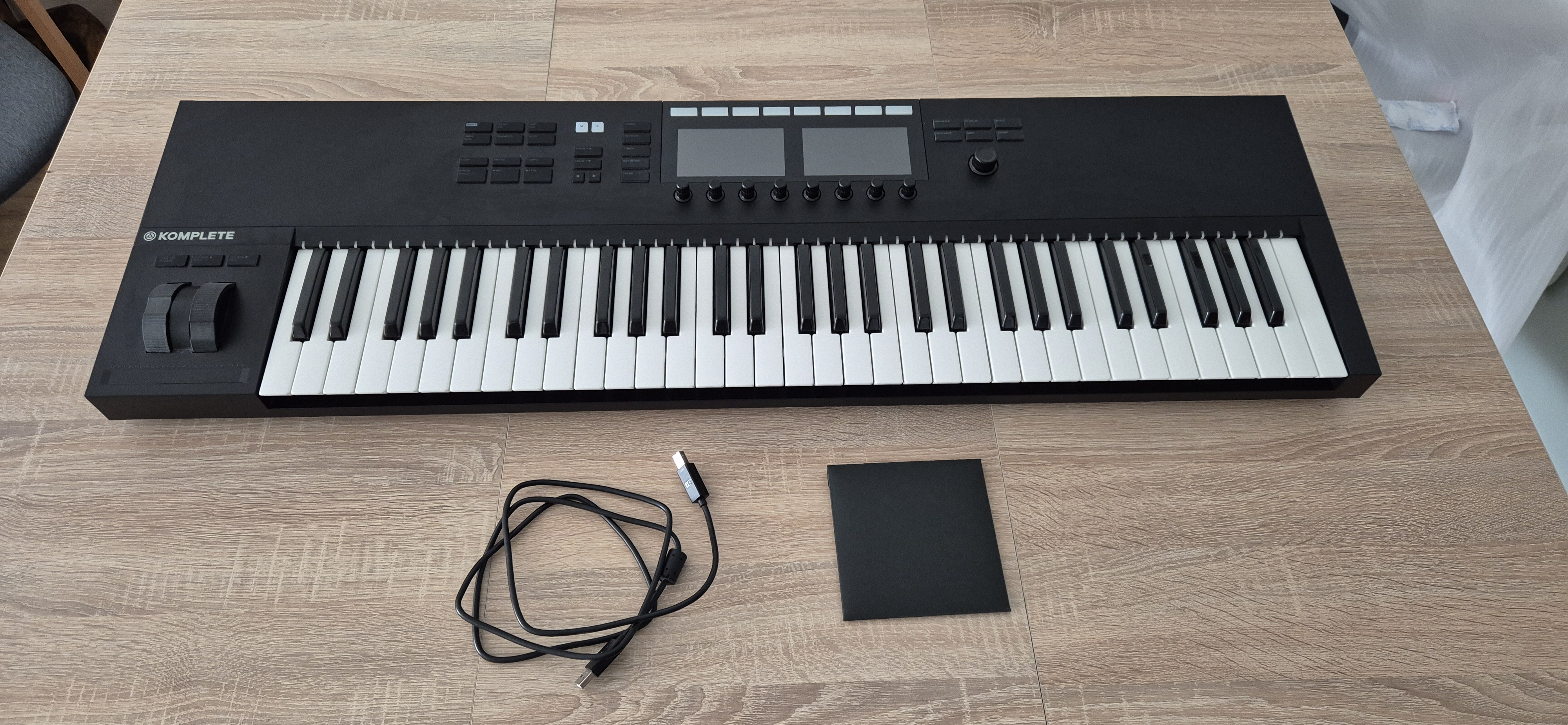Vends Clavier Native Instruments Komplete Kontrol S61 Mk2