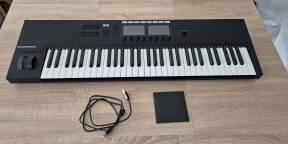 Vends Clavier Native Instruments Komplete Kontrol S61 Mk2