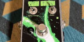 RARE Pédale FUZZ Nine of swords - Twin Earth (son de dingo)