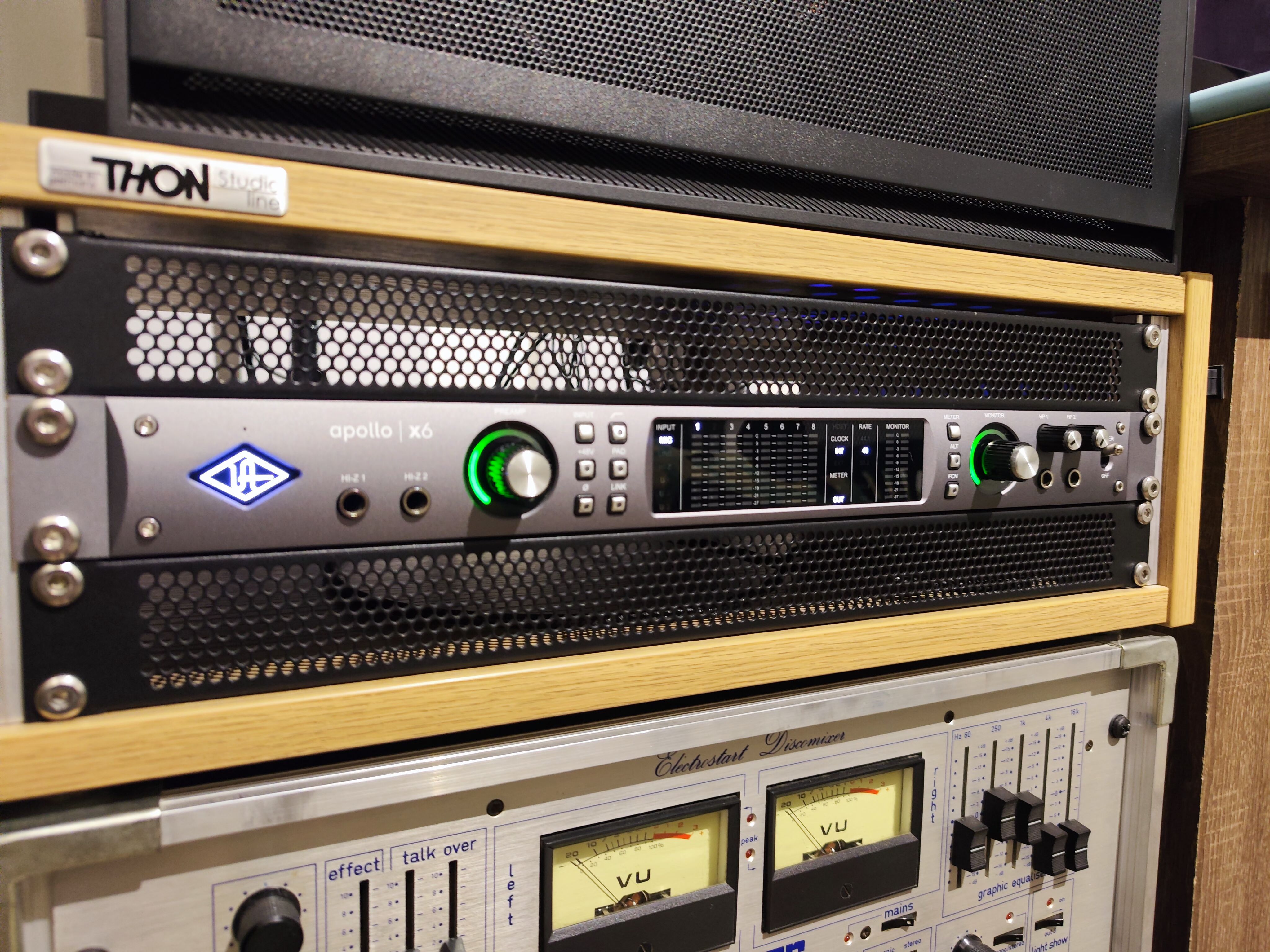 Universal audio Apollo x6 