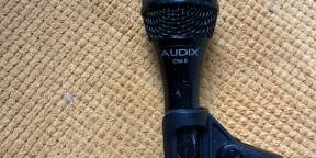 Vends micro AUDIX OM5