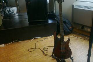 Cort Artisan B4