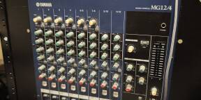 Vends Yamaha MG 12/4