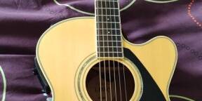 Vend guitare electro acoustique YAMAHA LJX6C