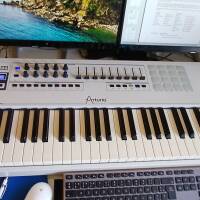 Vends un clavier maître Arturia keylab 88