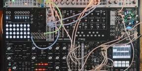 vend Moog Labyrinth sans la case. envoi offert.