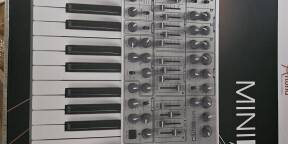 Vends Arturia mini brute SE