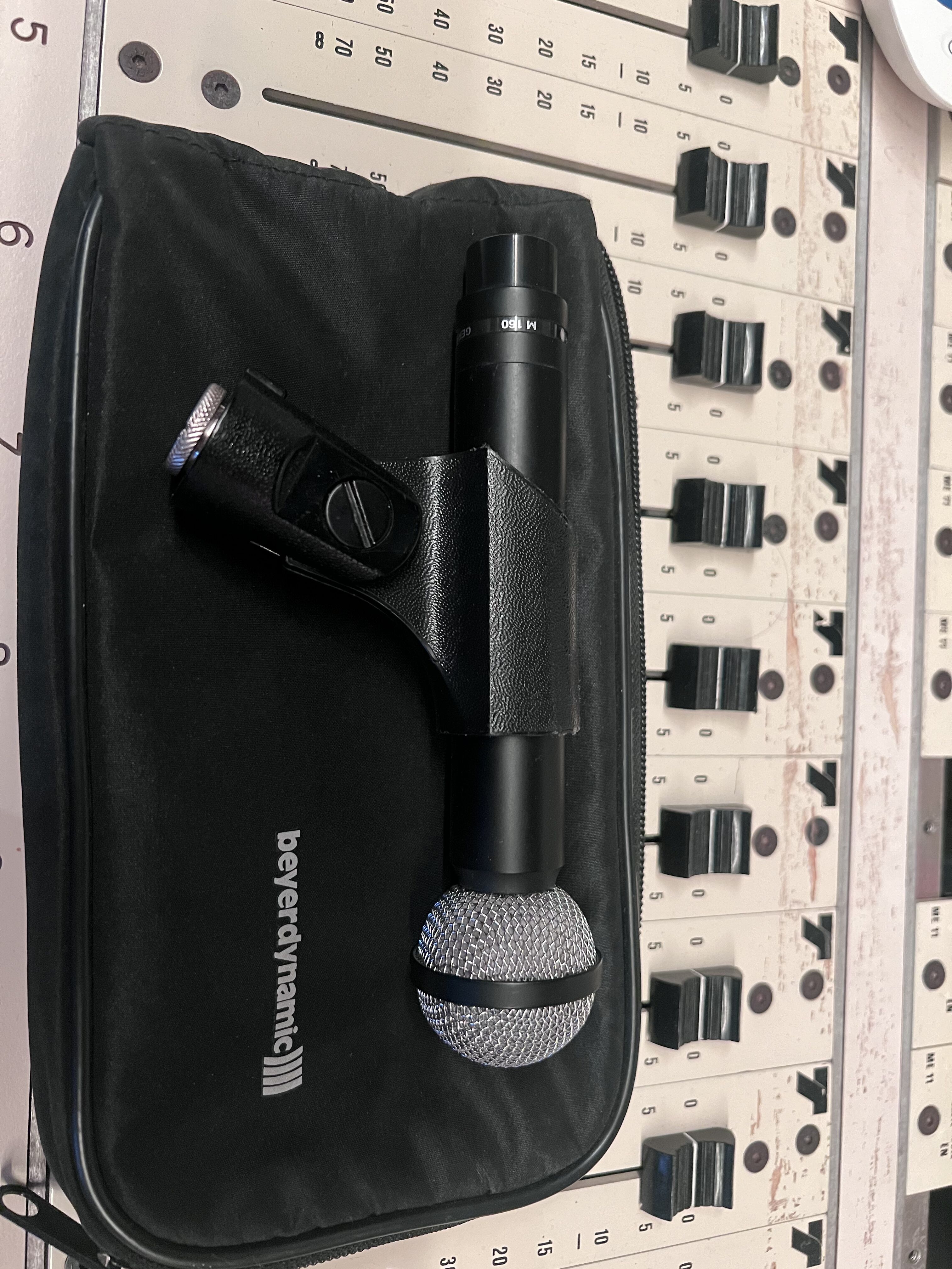 Vends Beyerdynamic M 160
