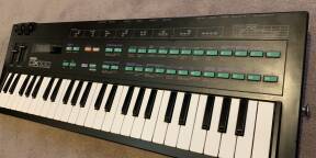 Yamaha DX100 vds