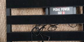 Vends pedalboard PEDAL SPACE 8 avec alimentation VOODOO LAB ISO 5