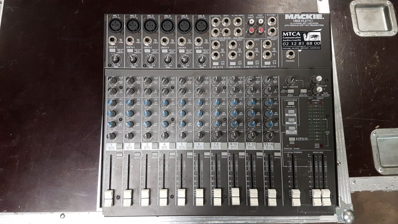 Console de mixage Mackie 1402VLZ