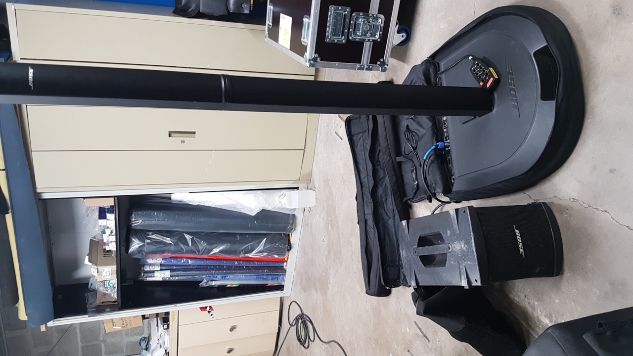 Colonne Bose L1 modèle 1