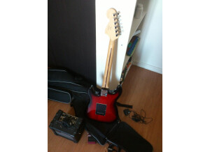 Squier Stratocater Squier (Made in indonesia)