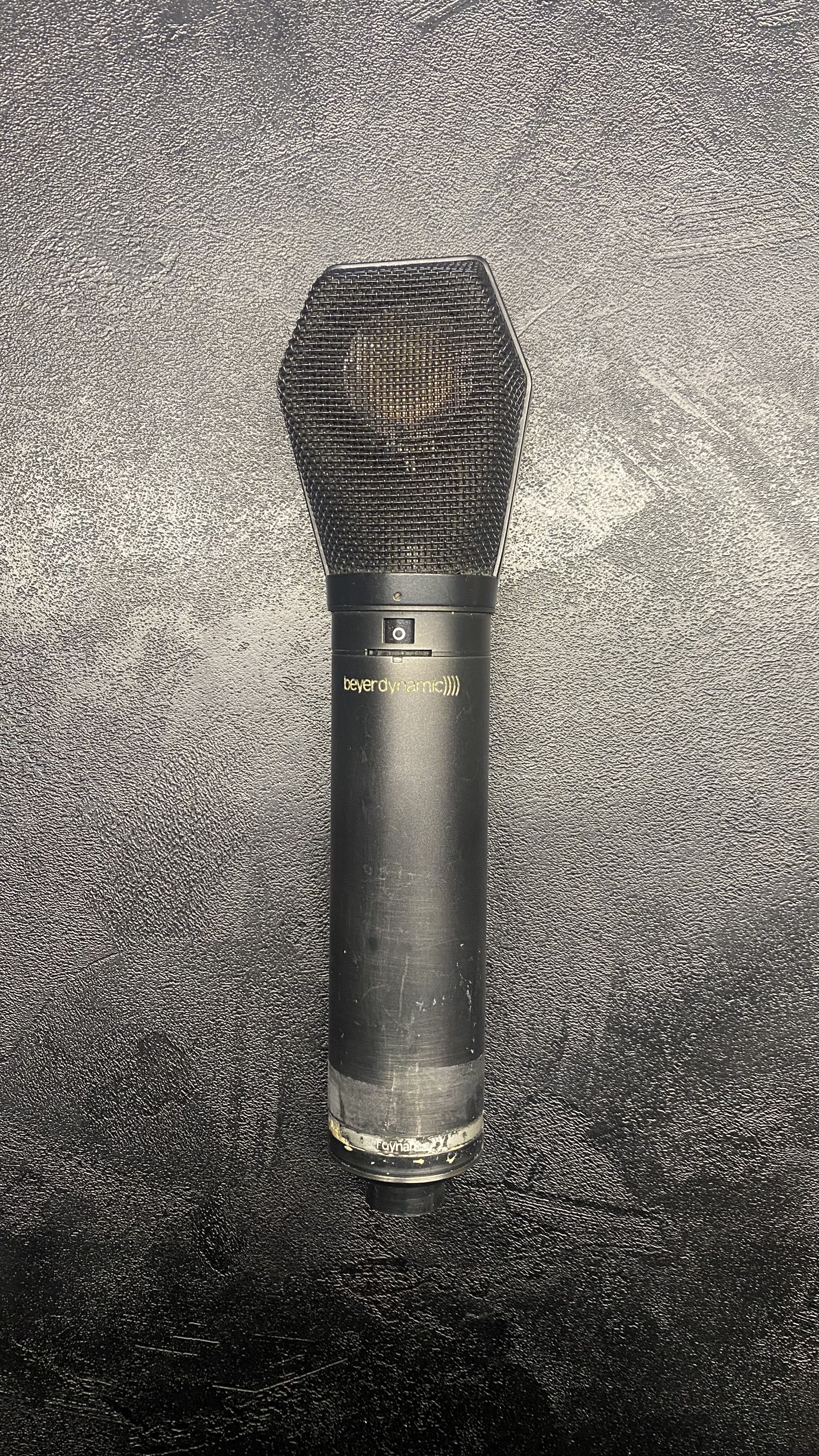 STUDIO VEND BEYERDYNAMICS MC 740