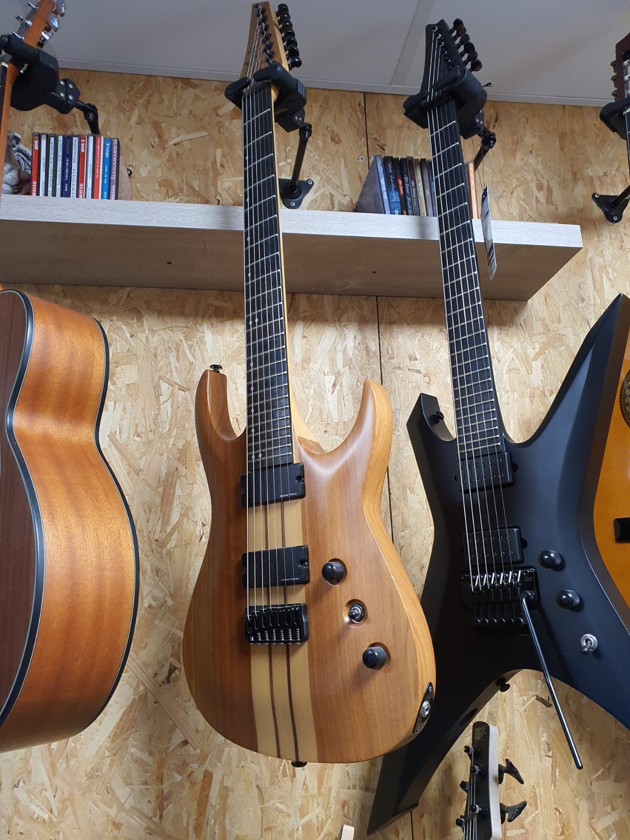 Guitare 7 - AGILE SEPTOR 727 NB