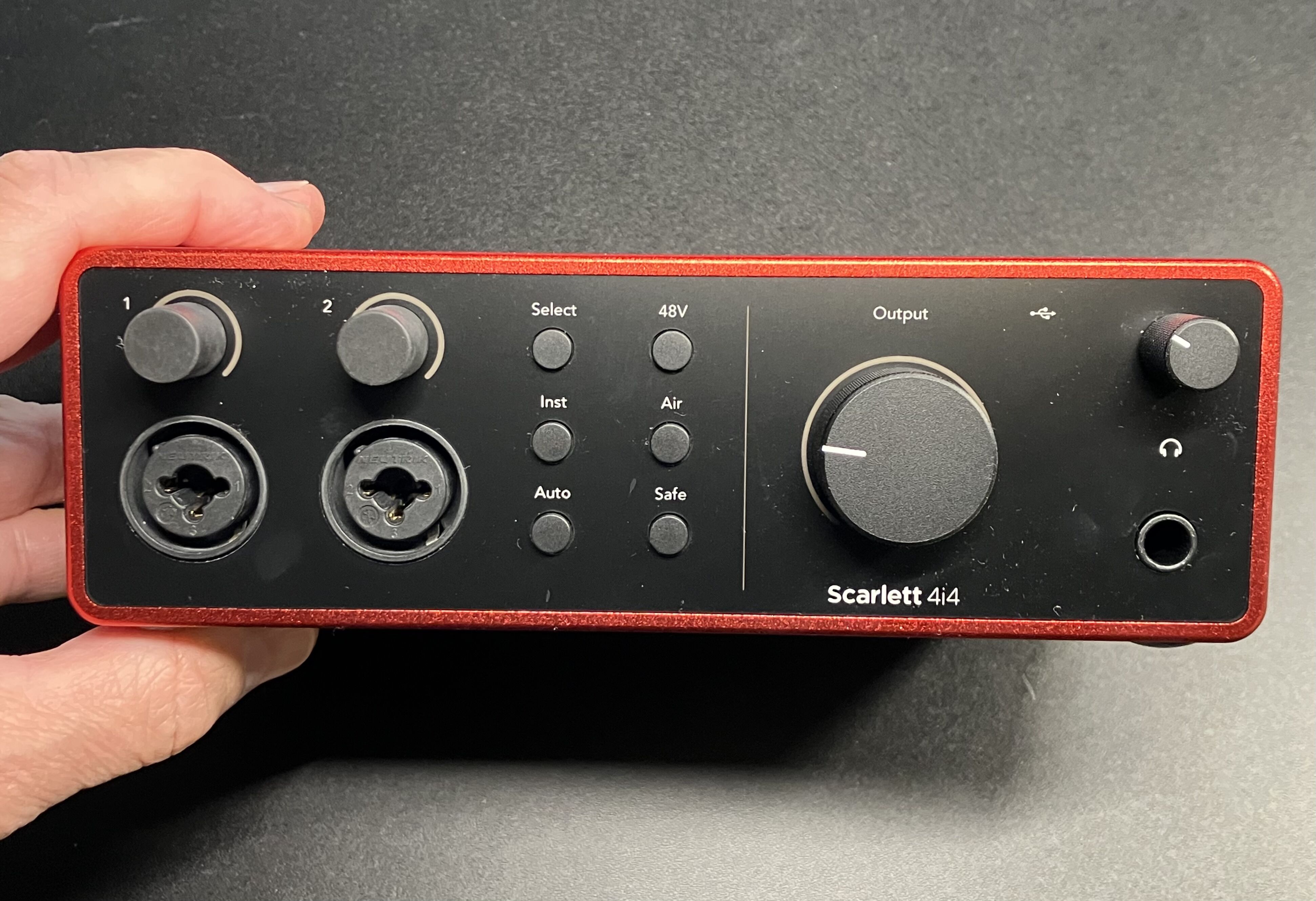 Vends Focusrite 4i4 Gen4 garantie 9 mois