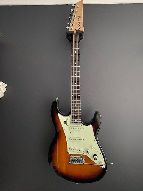 GUITARE LINE 6 VARIAX JAMES TYLER JTV 69S