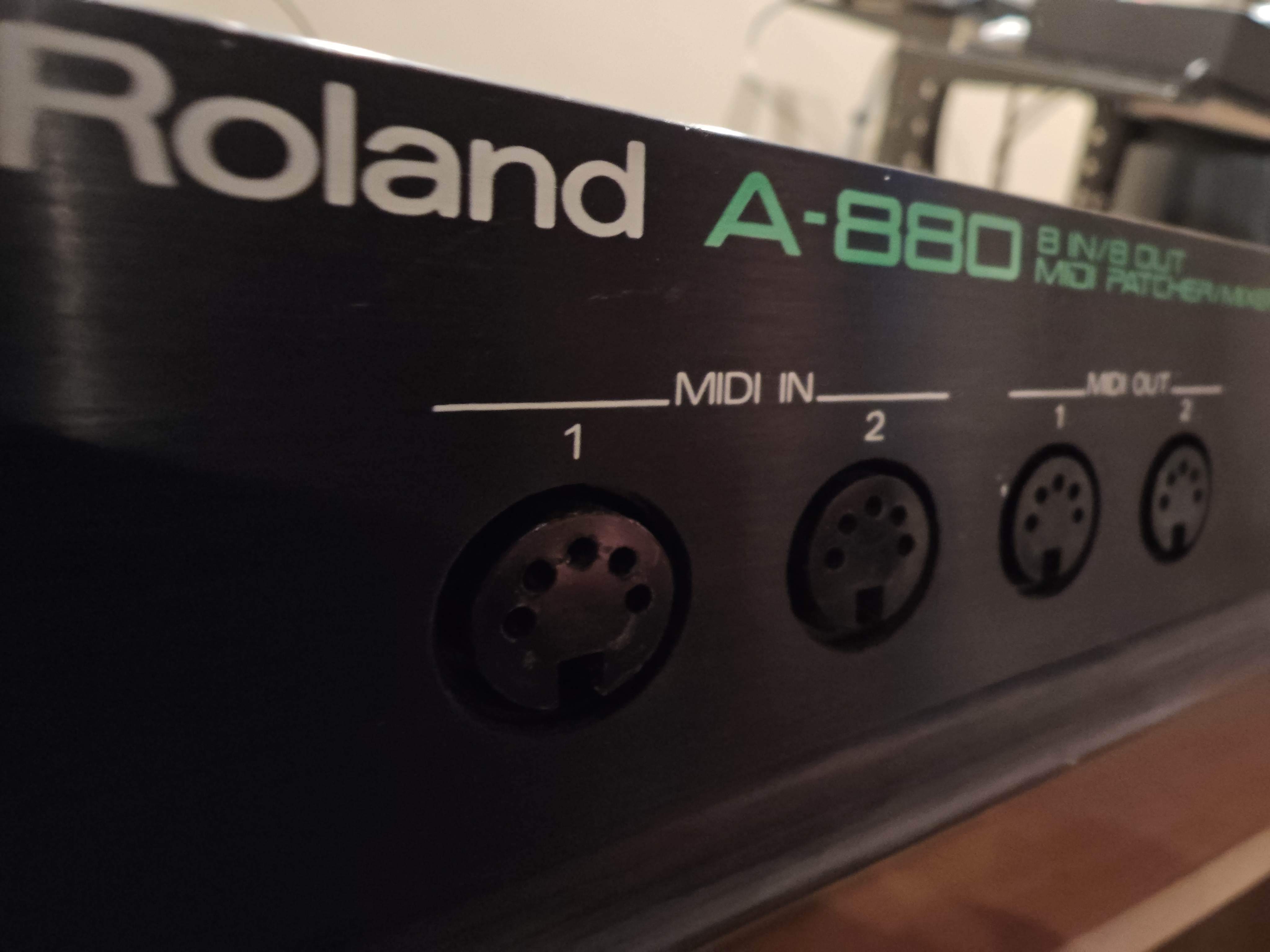 Vends Roland A880 comme neuf
