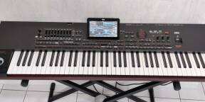 Korg Pa4X Oriental 76 touches avec housse