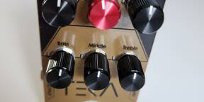 Pedale de distortion française