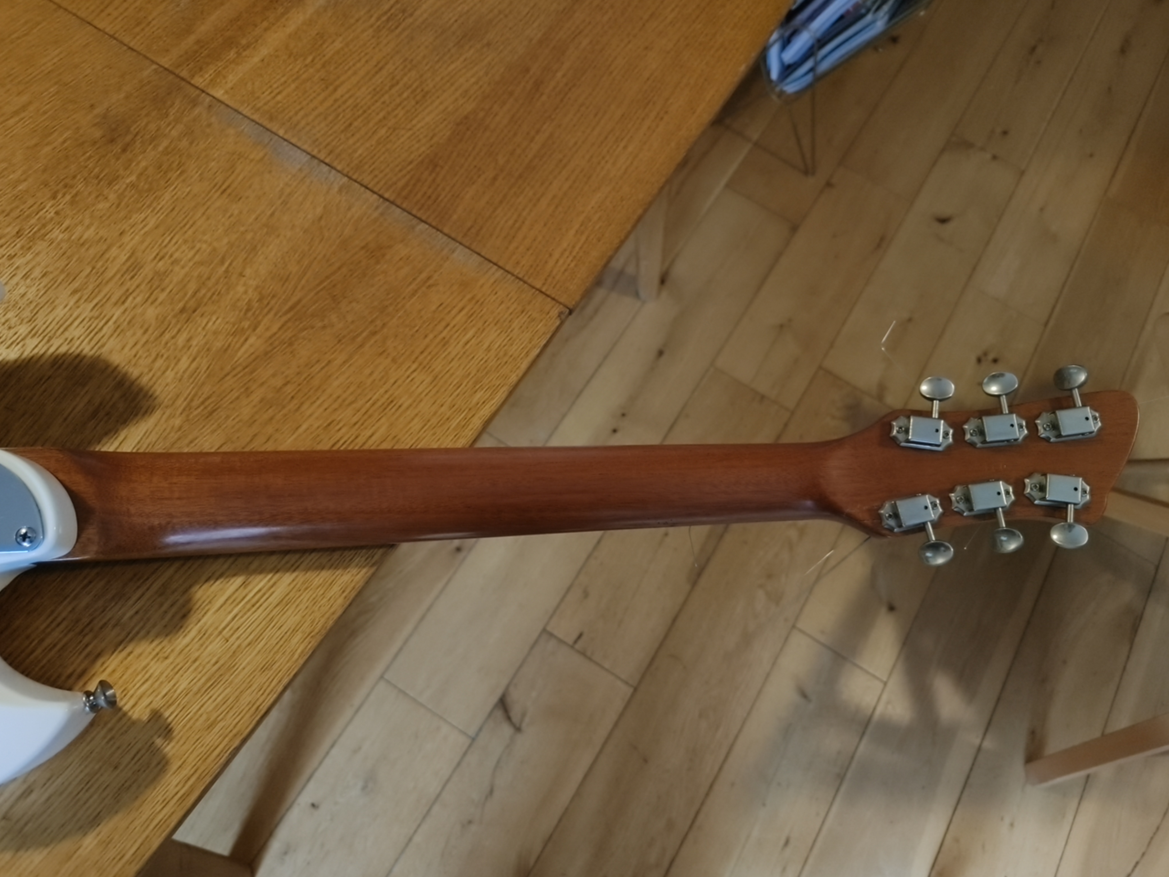 Richmond Belmont Bigsby (86572)