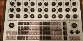 Perkons HD 01 + Decksaver + faceplate de rechange neuve