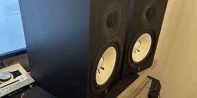 Vends une paire d'enceinte Yahama HS80M en très bon état