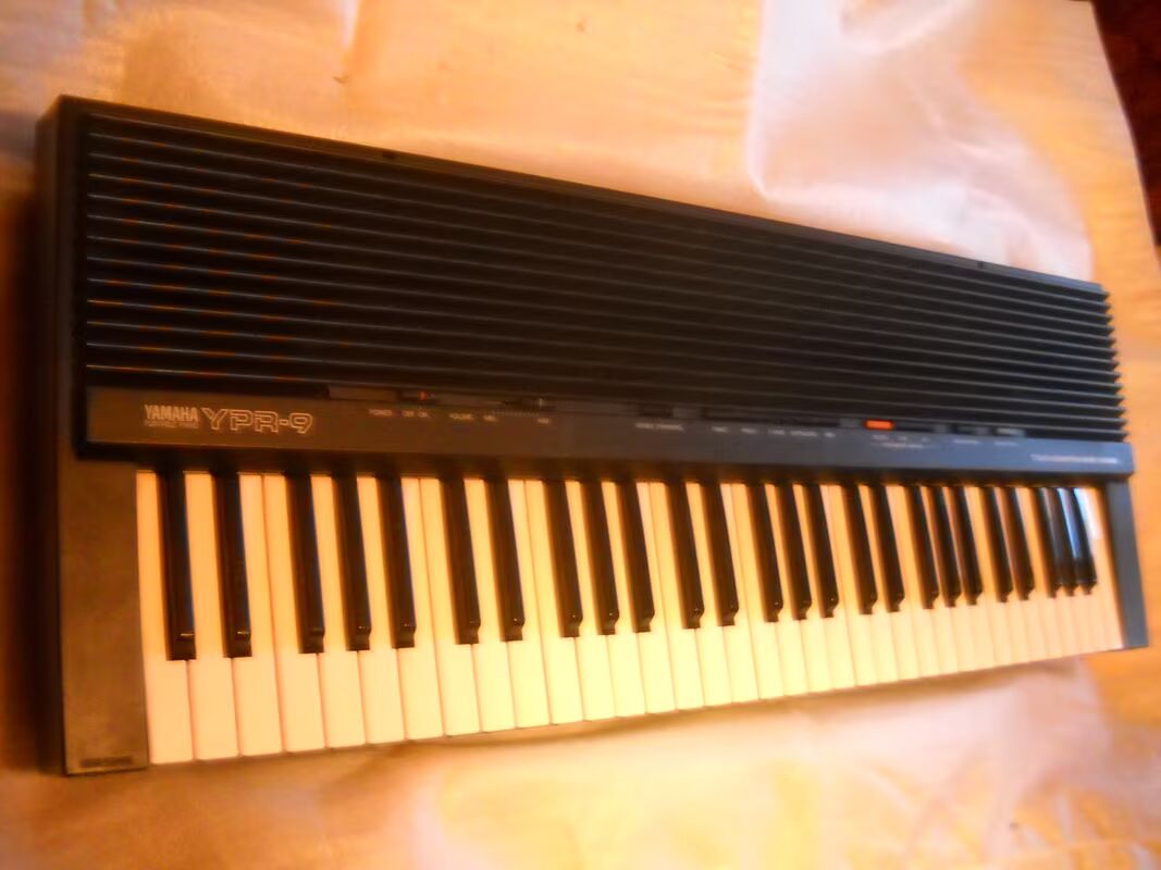 Yamaha YPR-9 Portable Piano