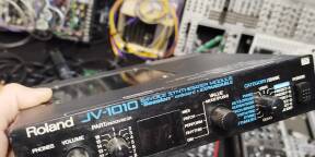 Vends Roland JV-1010
