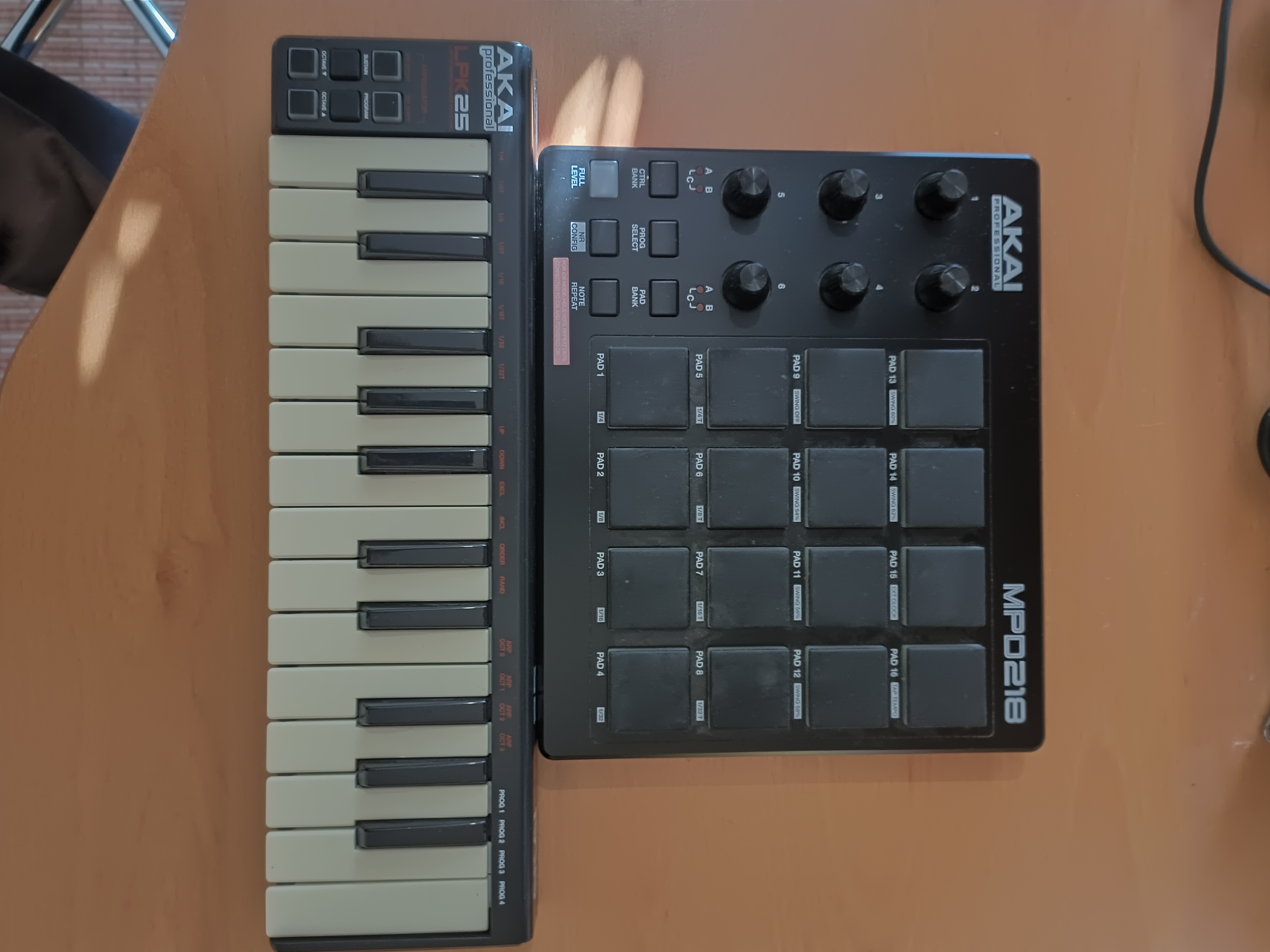 vends clavier LPK 25