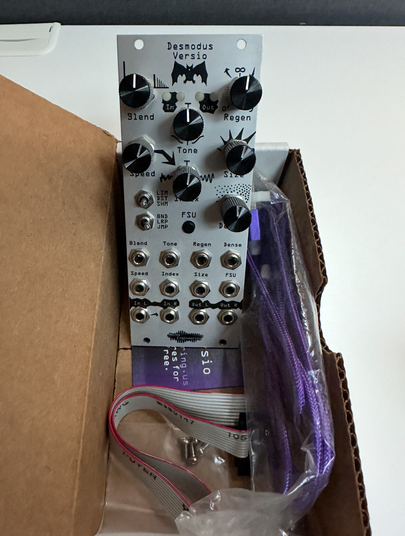 Vend Desmodus Versio