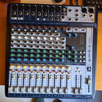 Vend table de mixage Soundcraft signature 12