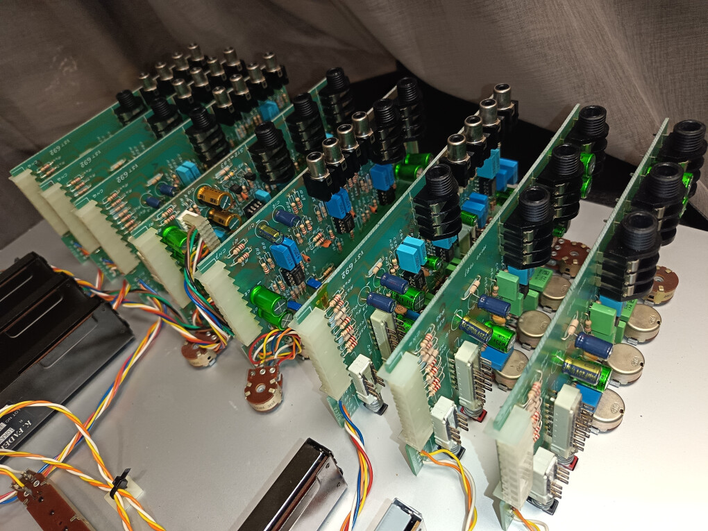 6693187.jpg 6693187.jpg