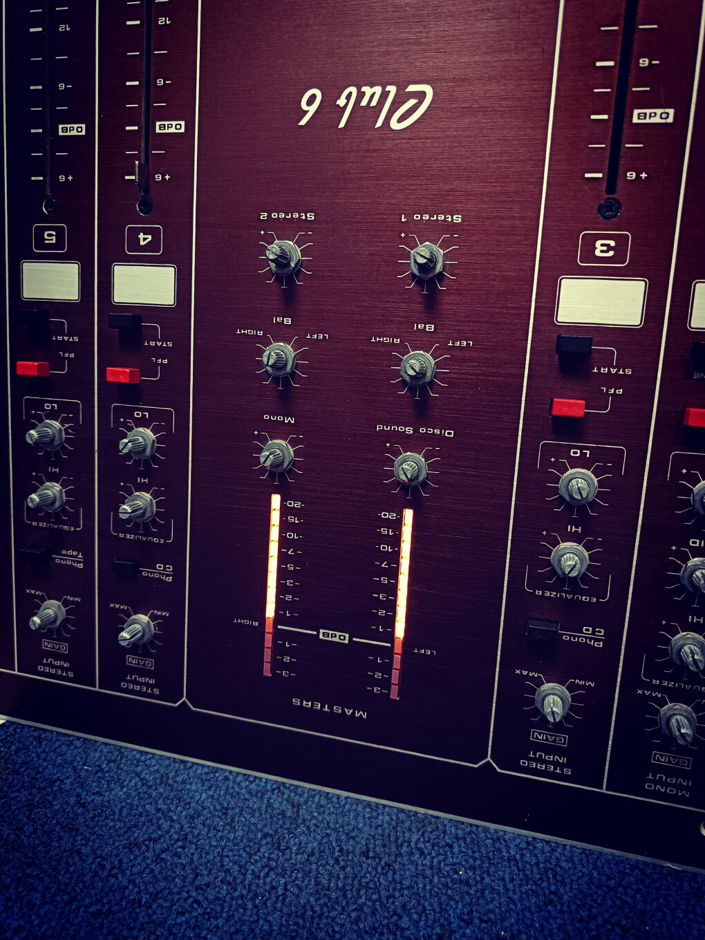 6693189.jpg 6693189.jpg