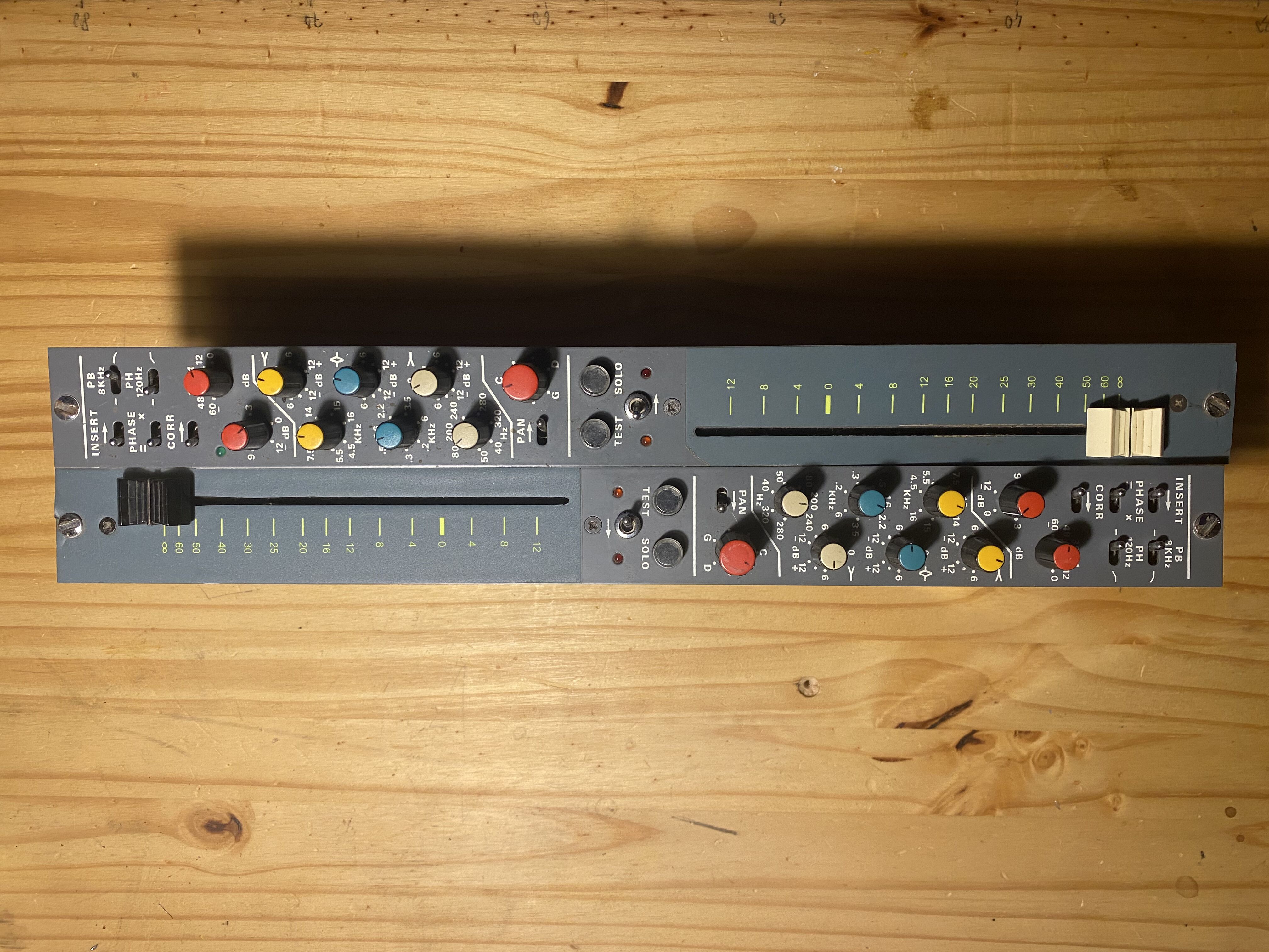 Vends tranches et pièces de console pour Girardin CS890