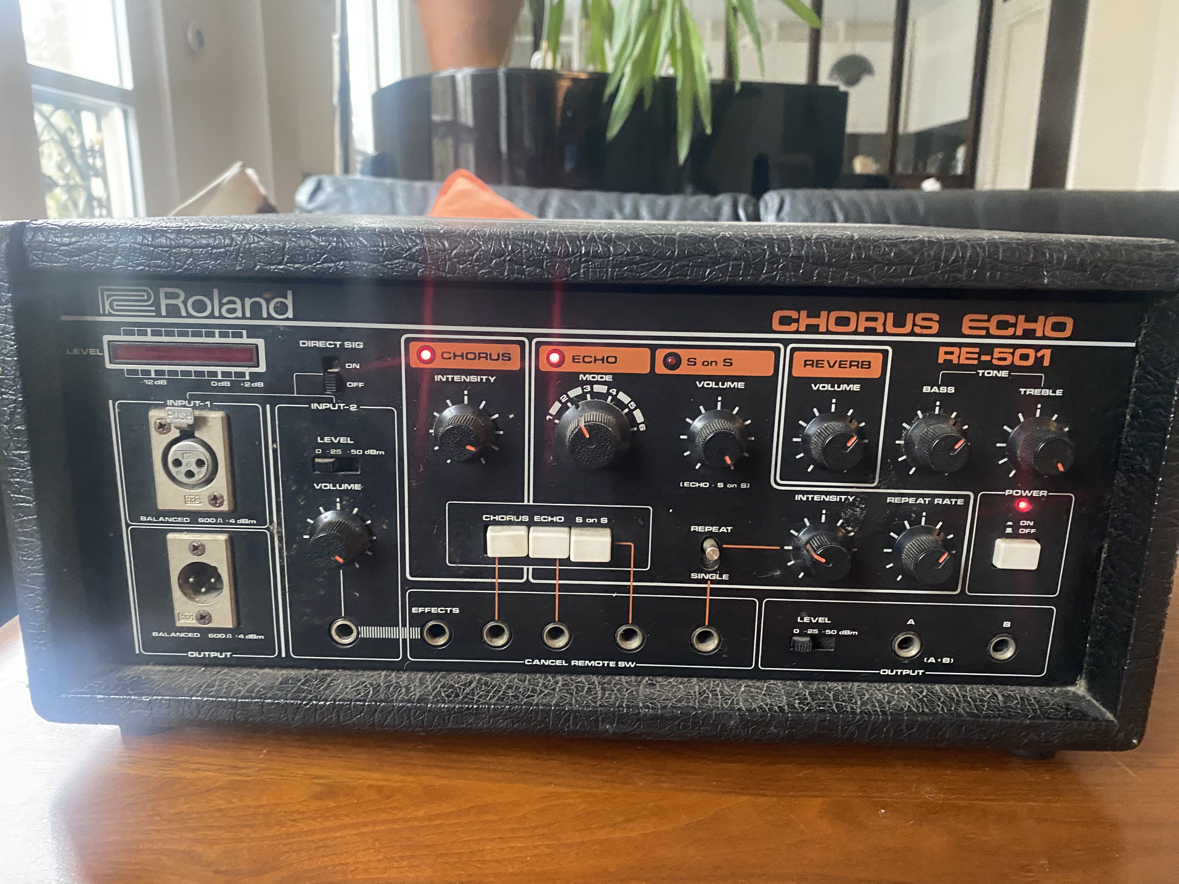 Vend RE 501 parfait état très très peu servi