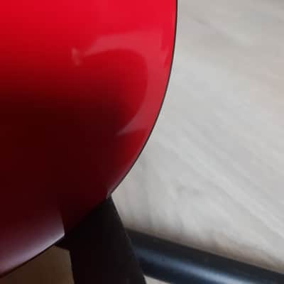 Vends ibanez mtm 1 Mick Thompson Signature 2008 EMG