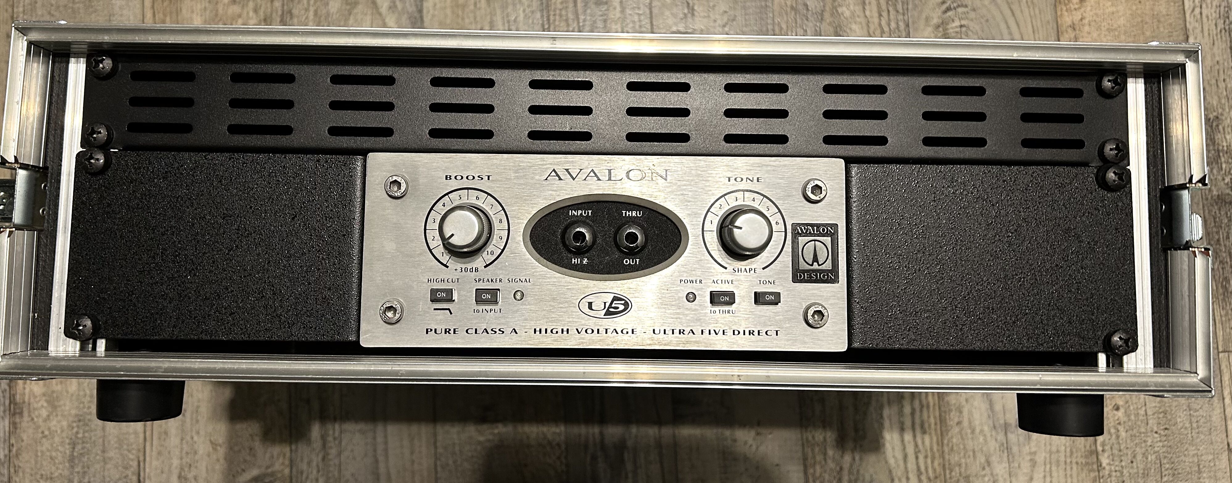Avalon U5 en Rack