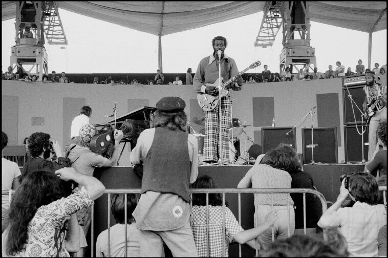 6695551.jpg 6695551.jpg