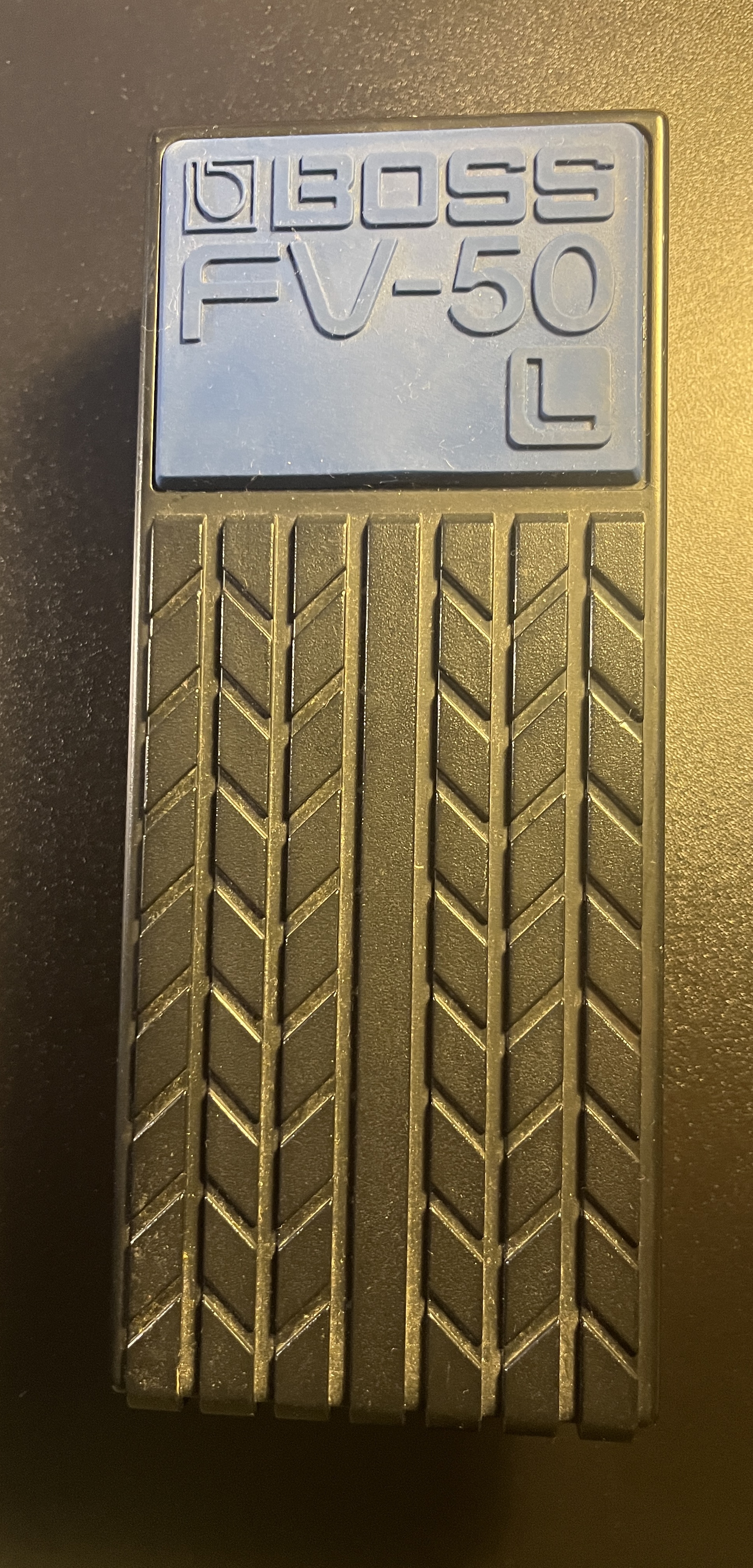 Vends Pédale de Volume Boss FV-50L en bon état