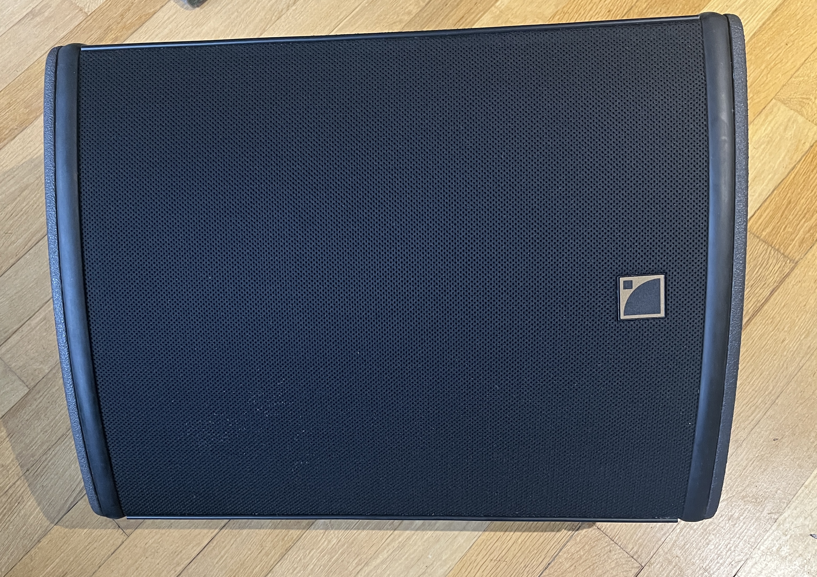 Vends Enceinte coaxiale amplifiée, L-Acoustics 112P