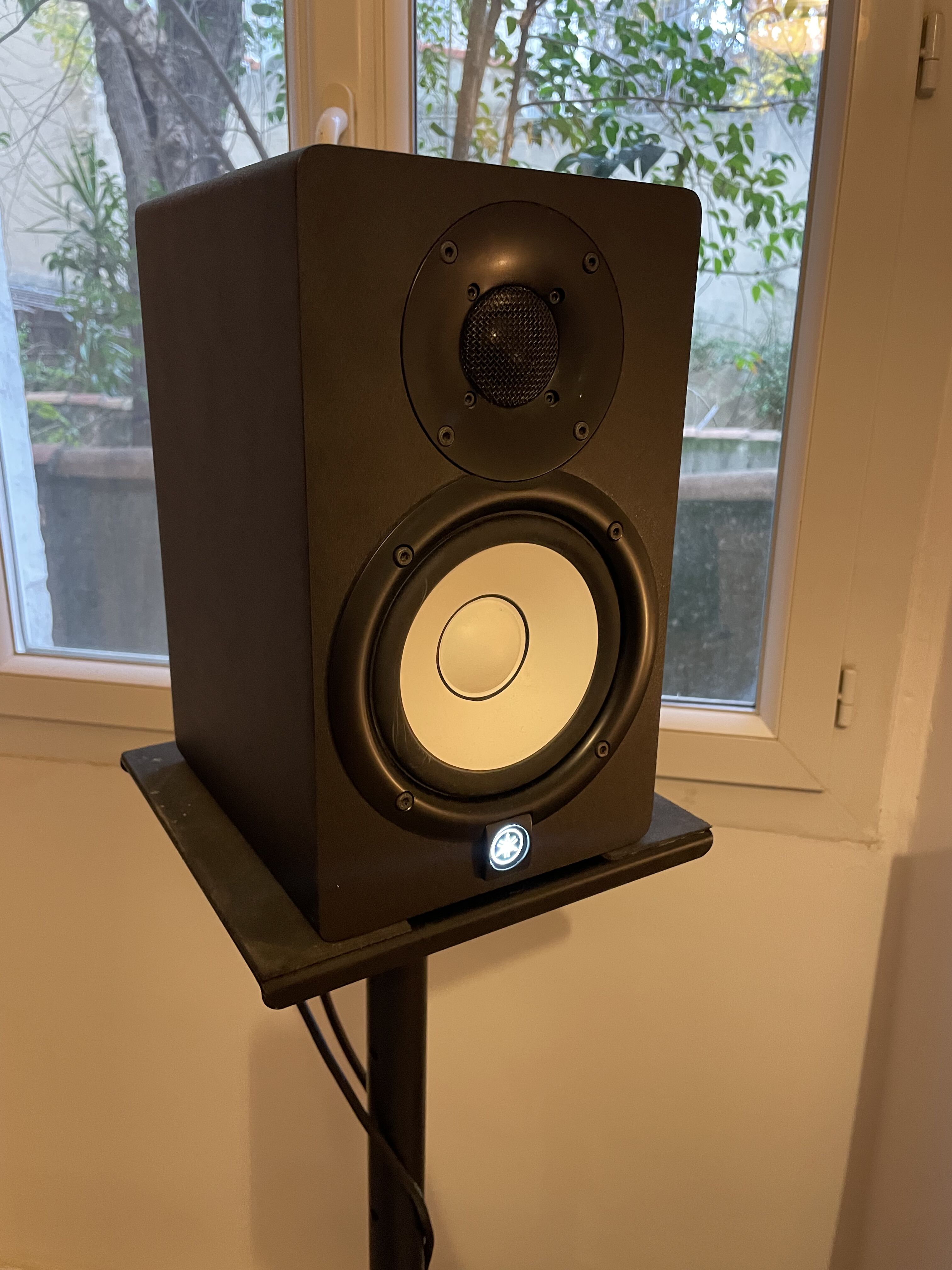 Enceintes Yamaha HS-5