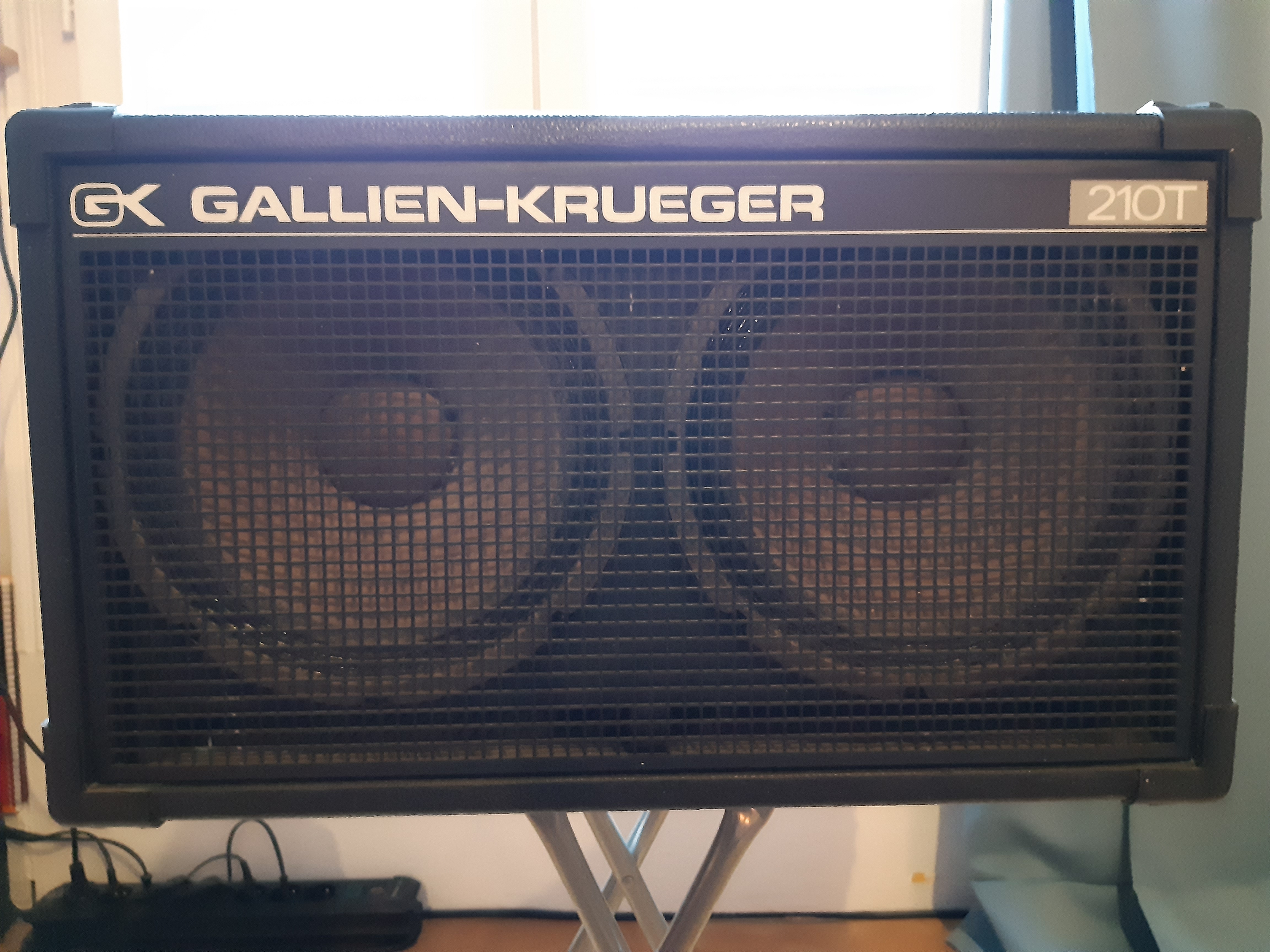 Vends cab basse gallien krueger 210t