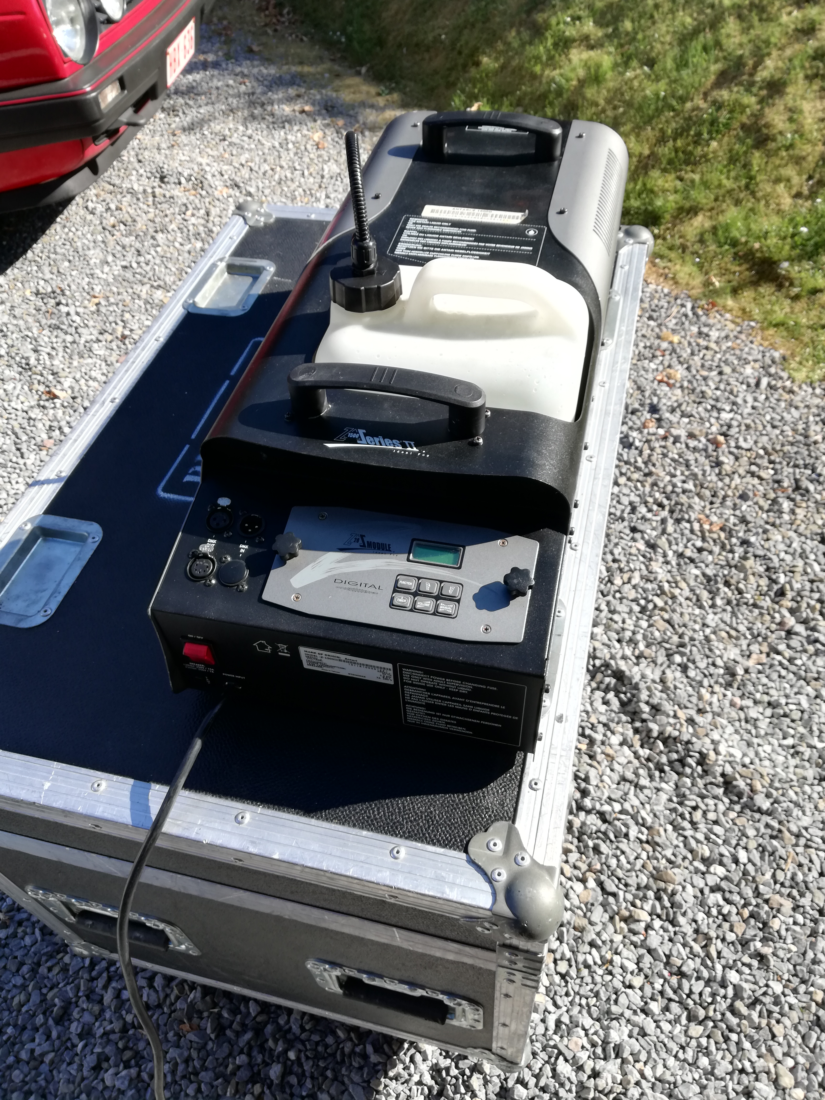 vends machine à fumée Antari z1500 