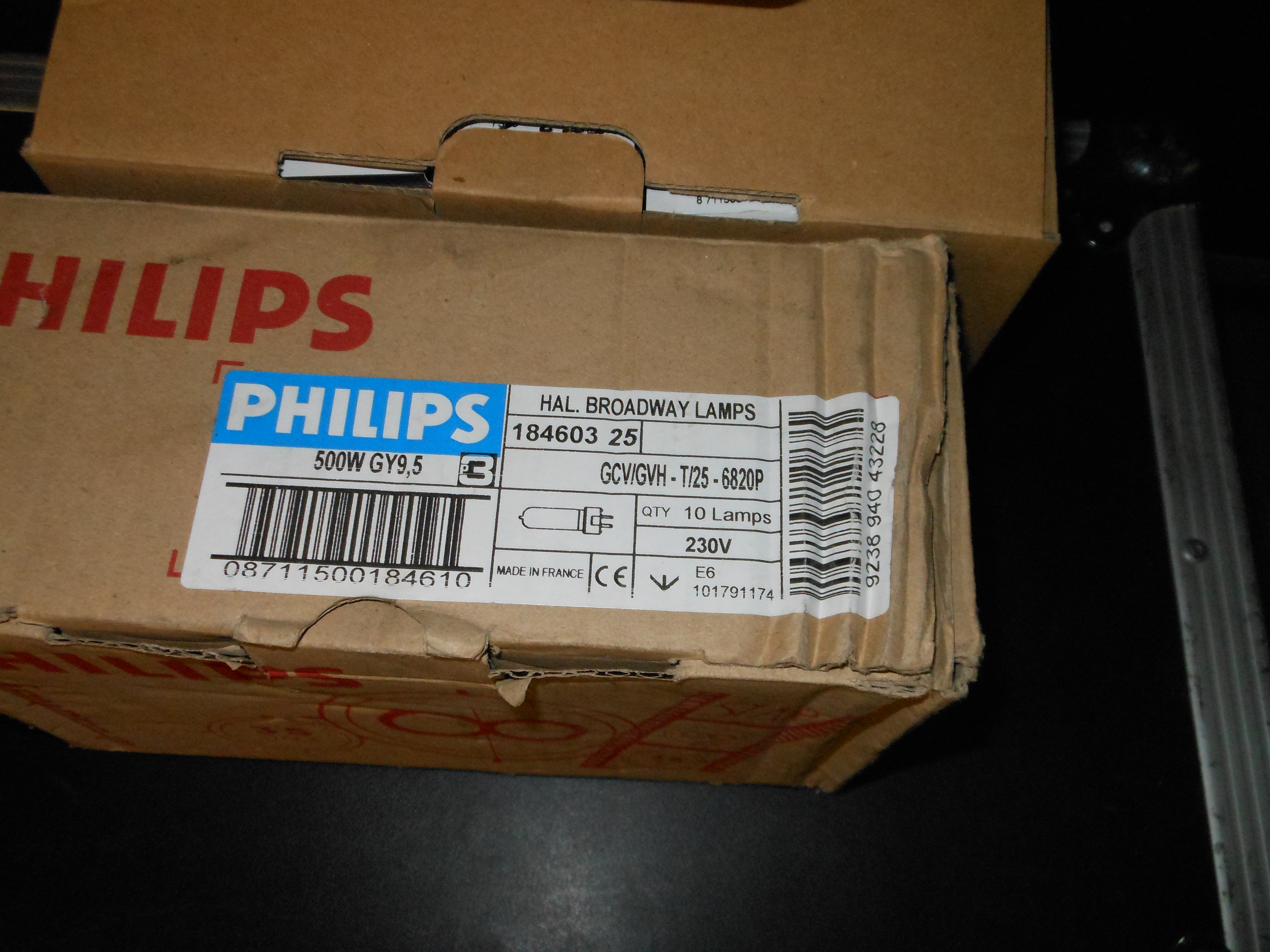 Vends lot de 20 ampoules neuve halogène 500w Philips