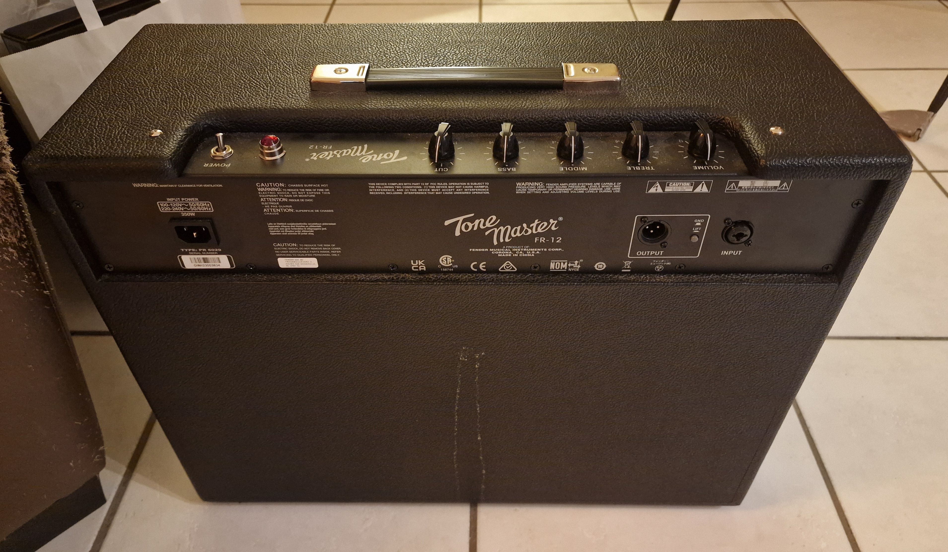 Vends Fender Tone Master FR-12