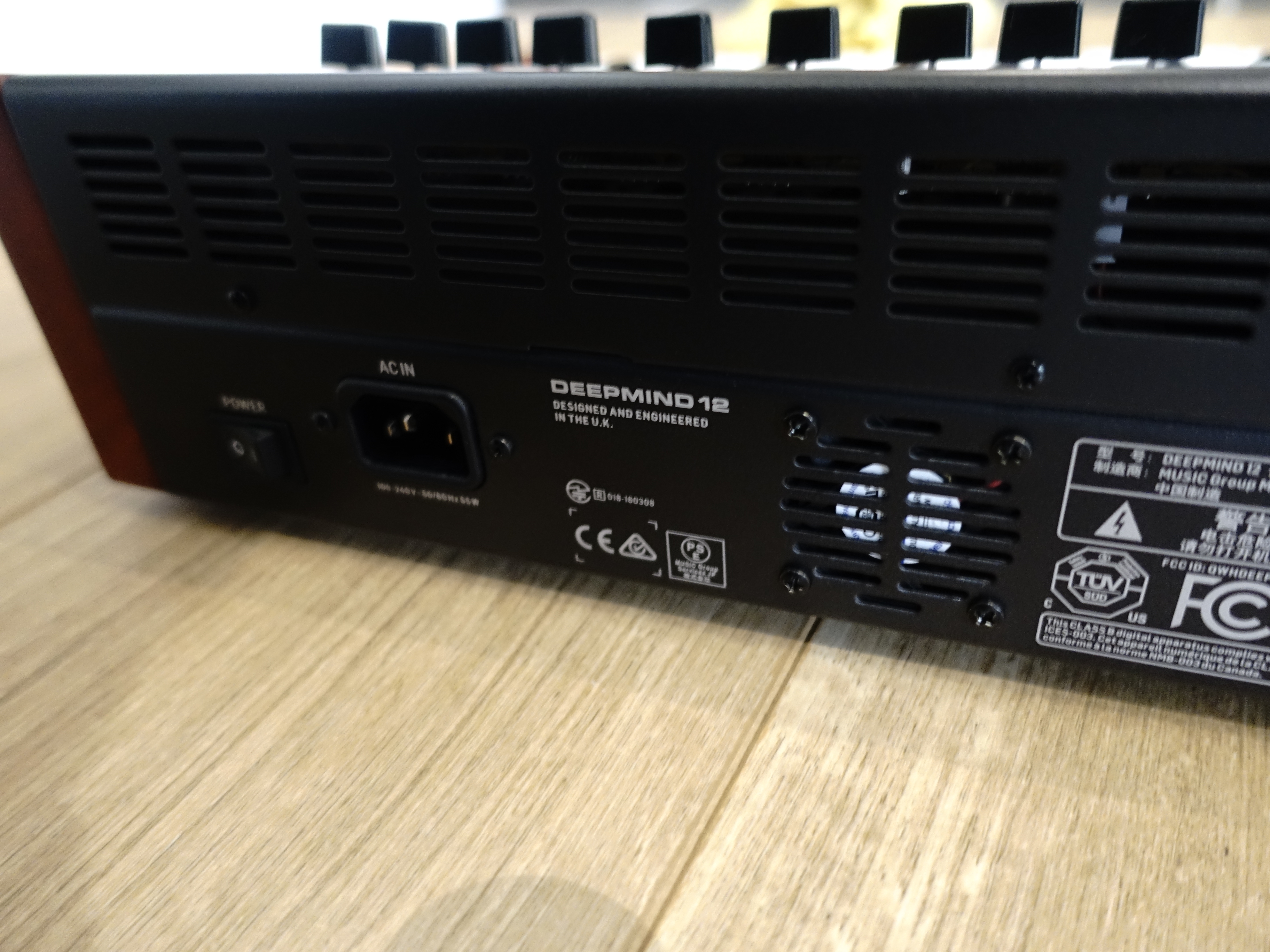 Behringer DeepMind 12 (44787)