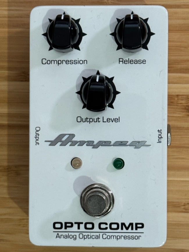 Vends Ampeg Opto Comp